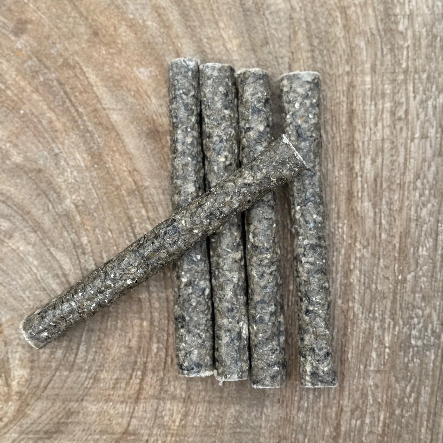 Frikandel zalm hond