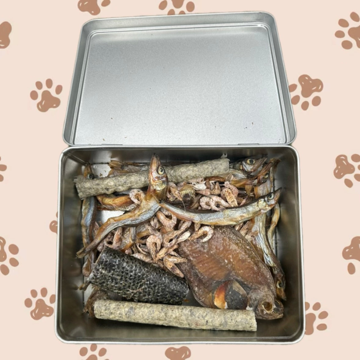 snackbox met gevulde natuurlijke snacks van vis