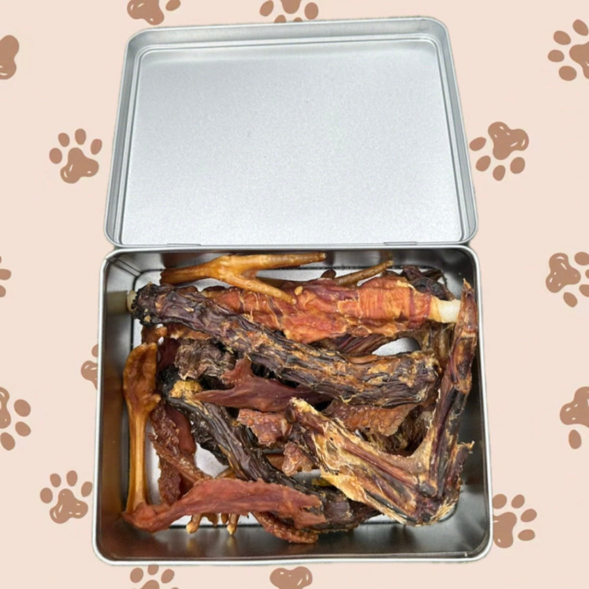 snackbox gevuld met natuurlijke snacks van kip en eend